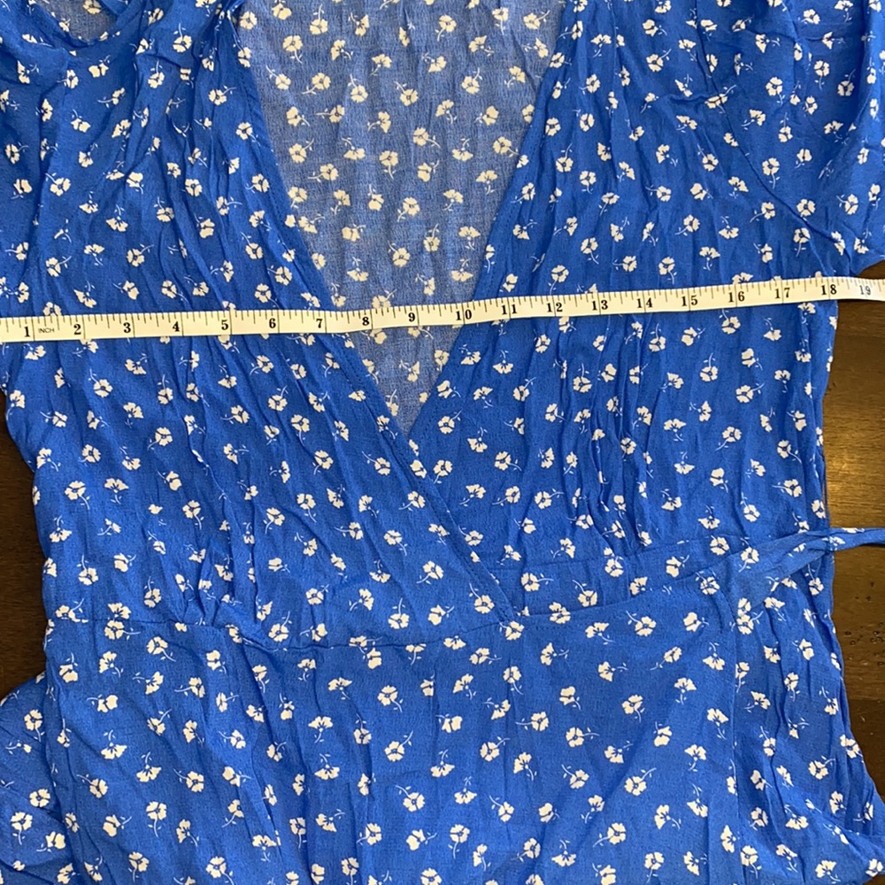Lulu's | NWT Womens Blue & White Wrap Dress Size Large - Picture 9 of 10